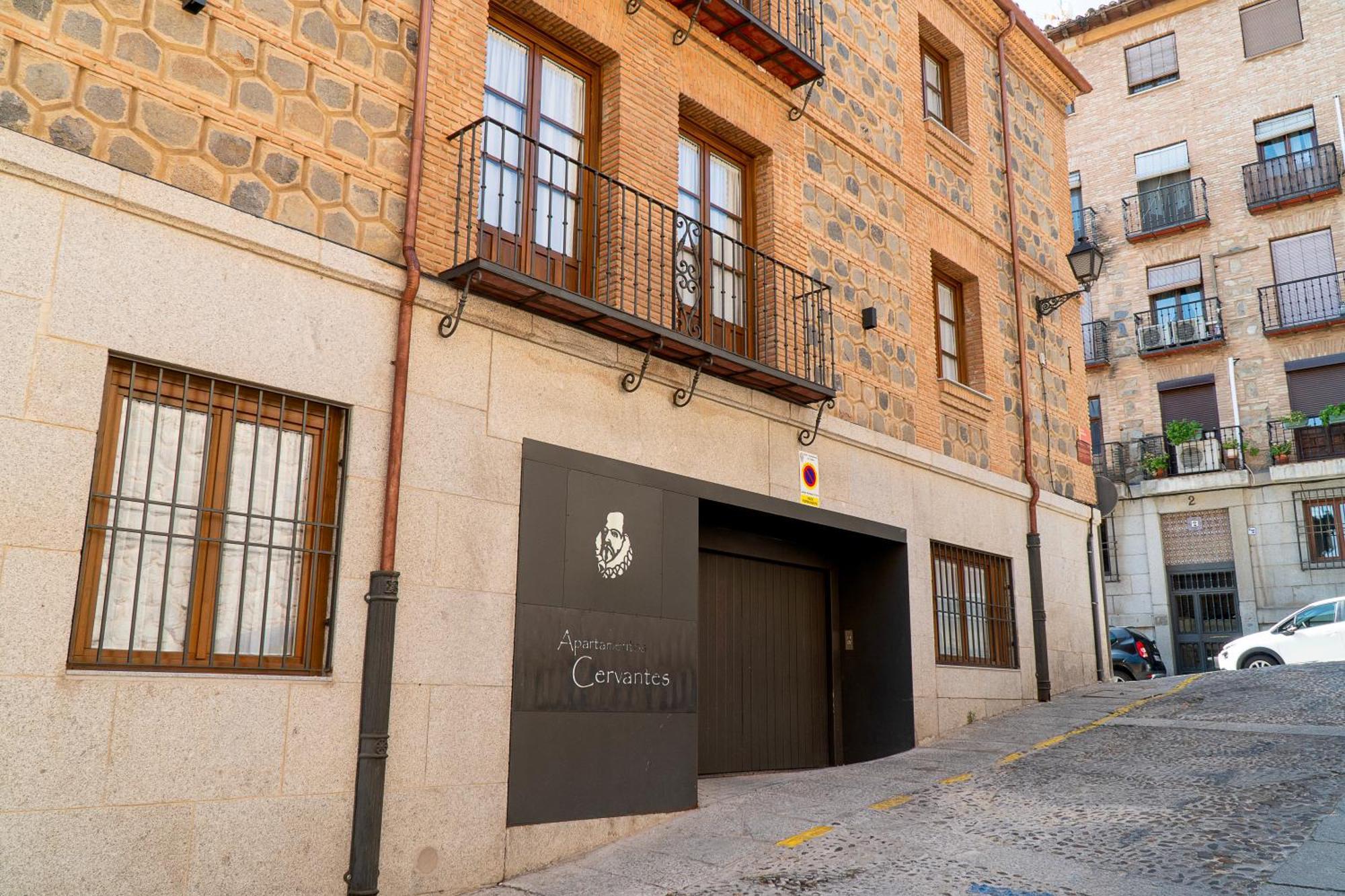 Cervantes 5 Collection - Greco Aparcamiento En El Edificio Toledo Eksteriør bilde